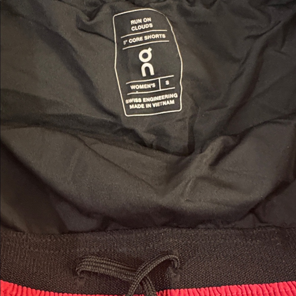 NWT [On Running] 3" Core Drawstring Athletic Shorts in Grenadine Women’s S - Picture 10 of 12
